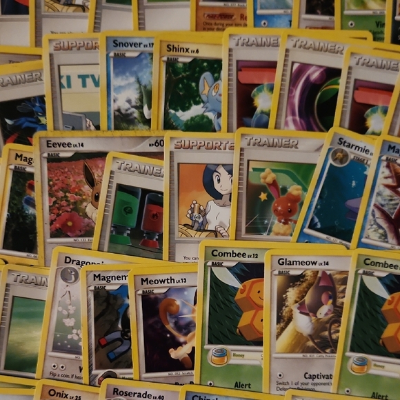 Assorted Pokemon Cards - Picture 8 of 14